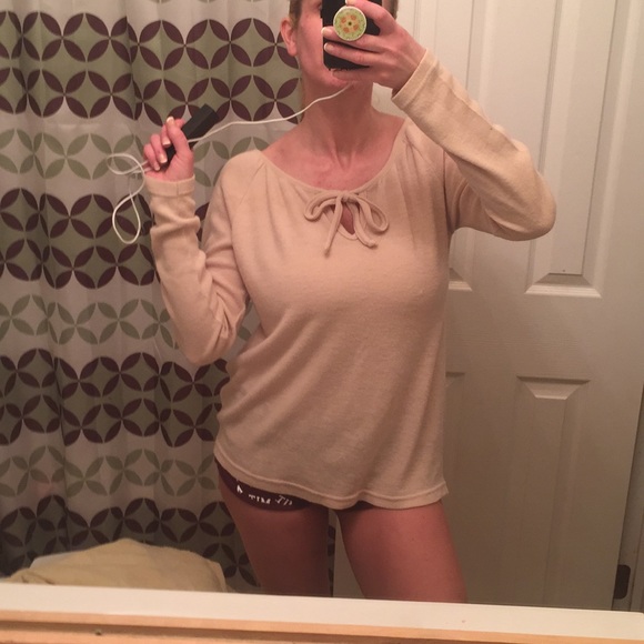 Andrew St. John true Vintage soft sweater - Picture 1 of 8